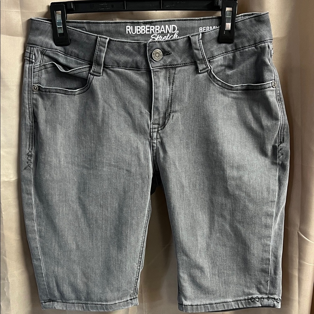 Stretch Women's Gray Denim Bermuda Shorts